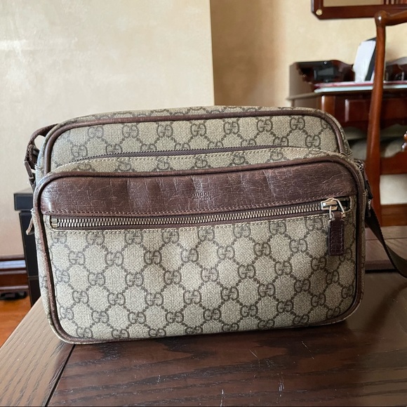 Vintage Gucci Crossbody - Picture 1 of 4